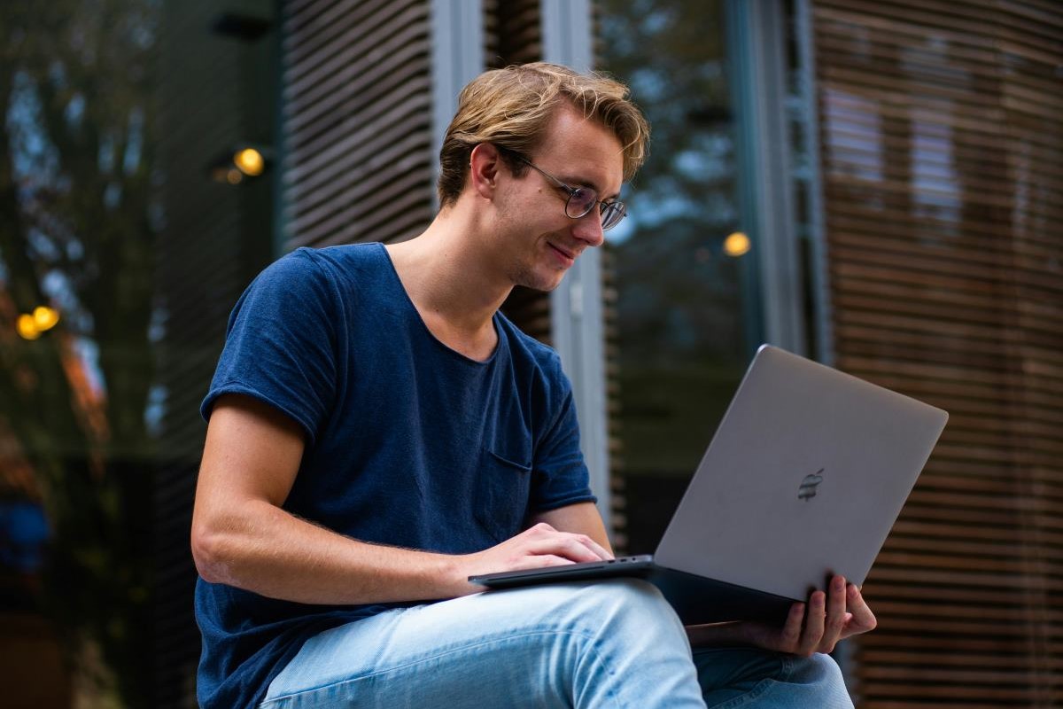 Can You Get A Free Laptop with Food Stamps? Here’s The Truth
