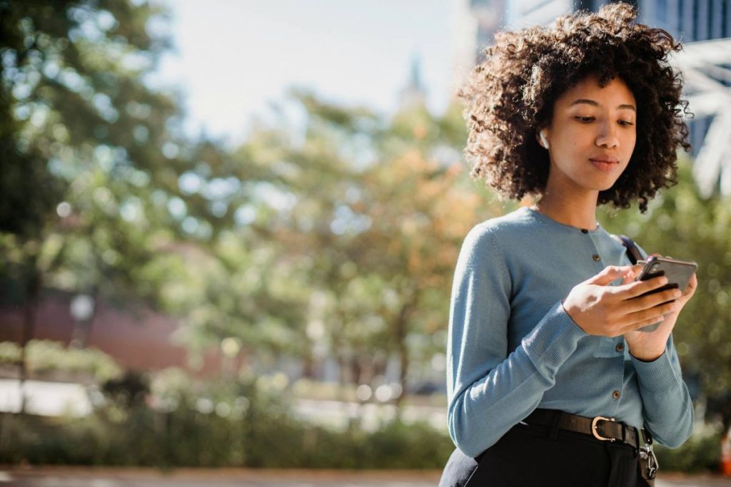 offer best oklahoma lifeline free phones