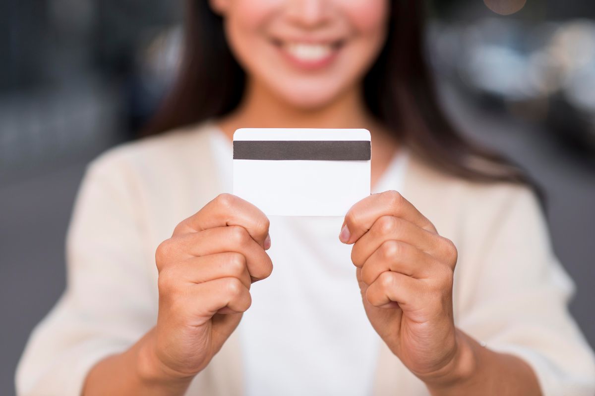 What Food Can You Buy With EBT in 2025? Complete List of Eligible, Hot, and Fast Food Options