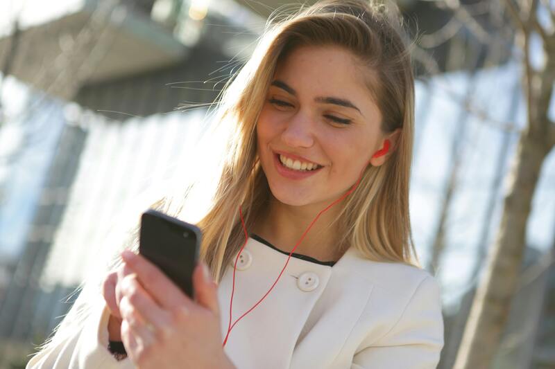 free Galaxy Z Fold government phone