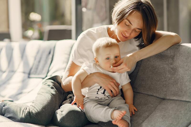 single mom assistance