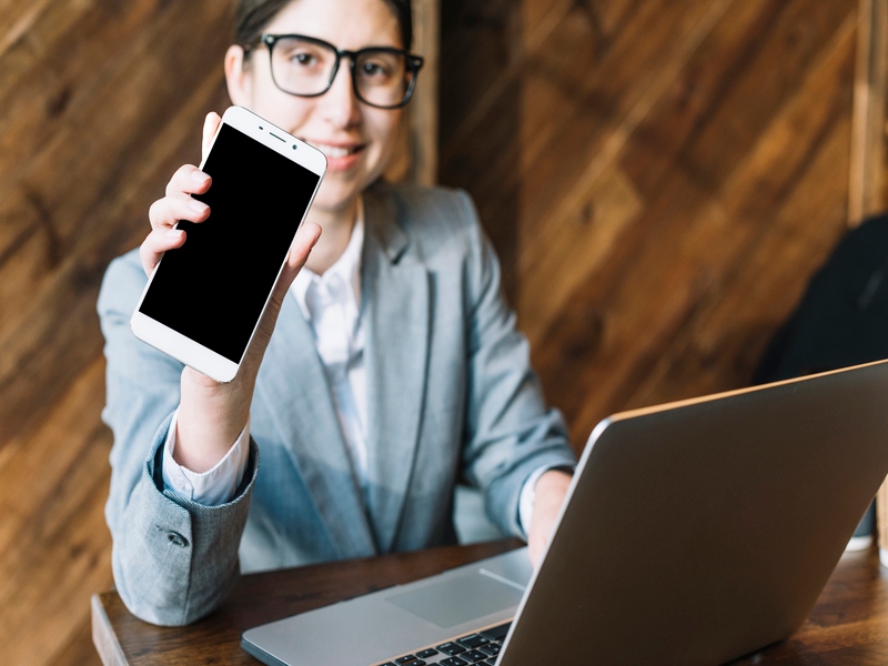 How to sign up for a free government phone online