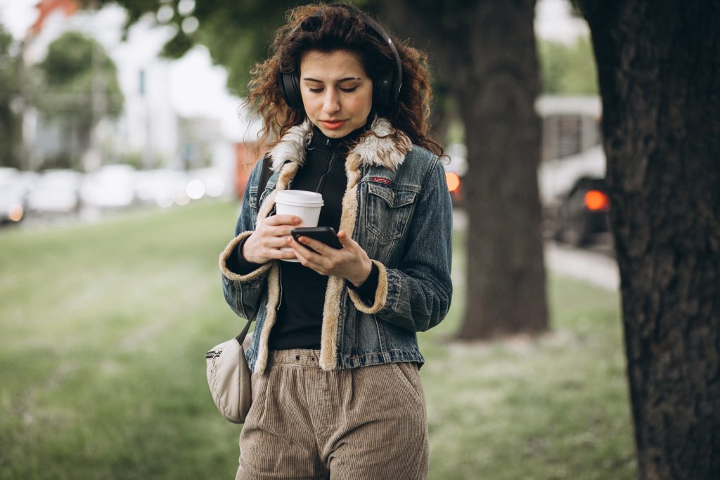 best free government phone service