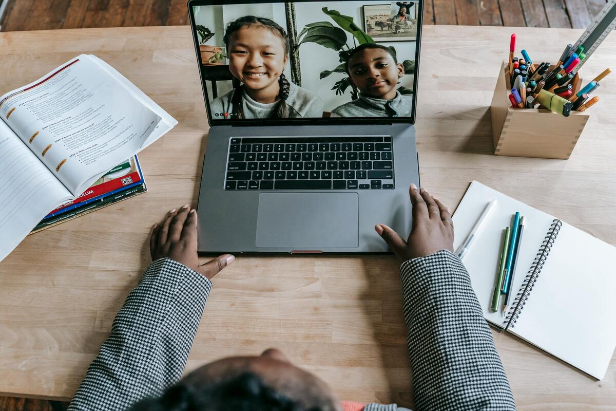 Free Laptop and Internet: How to Access Affordable Devices and Connectivity