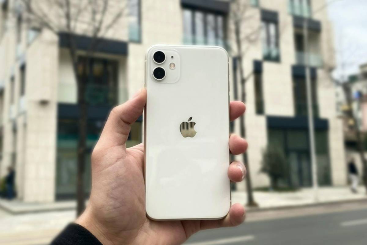 Can I Use an eSIM on a Locked Phone? What You Need to Know (2026)