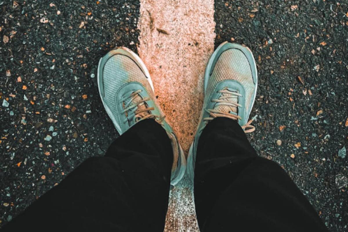 How Many Steps in a Mile? Average Exactly Count and How to Calculate Yours 2026