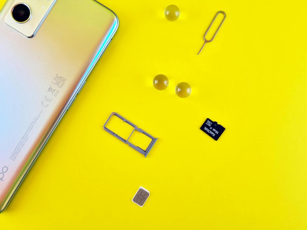 How to Switch SIM Cards: A Simple Guide for Any Phone
