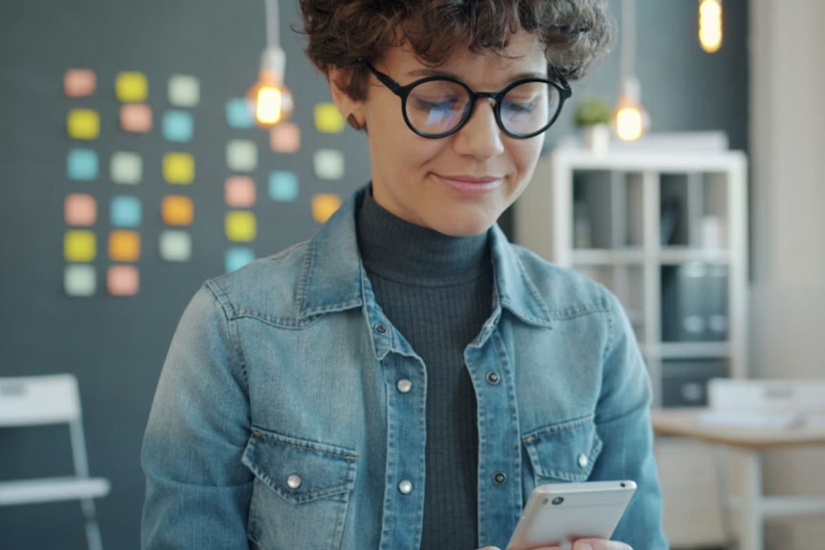 Get Free iPhone Deals For New Customers Without Being Scammed