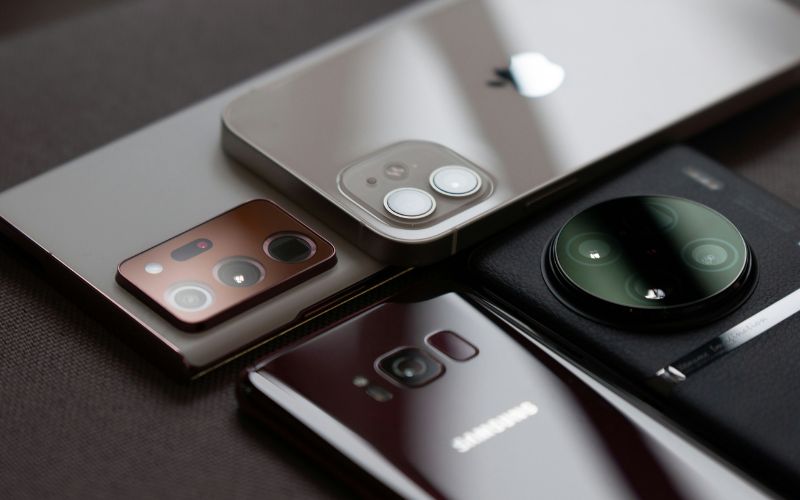 does-anyone-offer-free-phones-anymore-how-to-apply