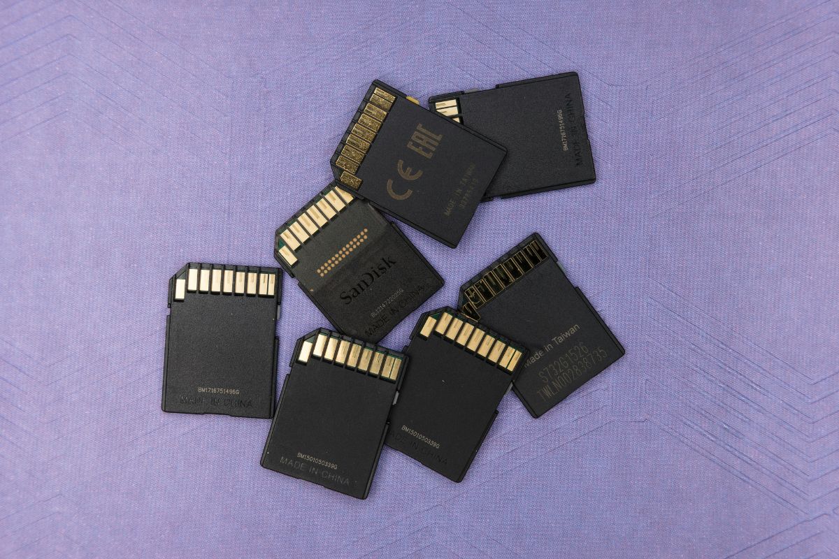 eSIM vs Physical SIM: The Ultimate Comparison Guide 2026