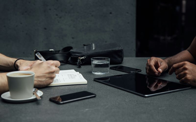 free-laptop-just-pay-shipping-phones-and-tablets