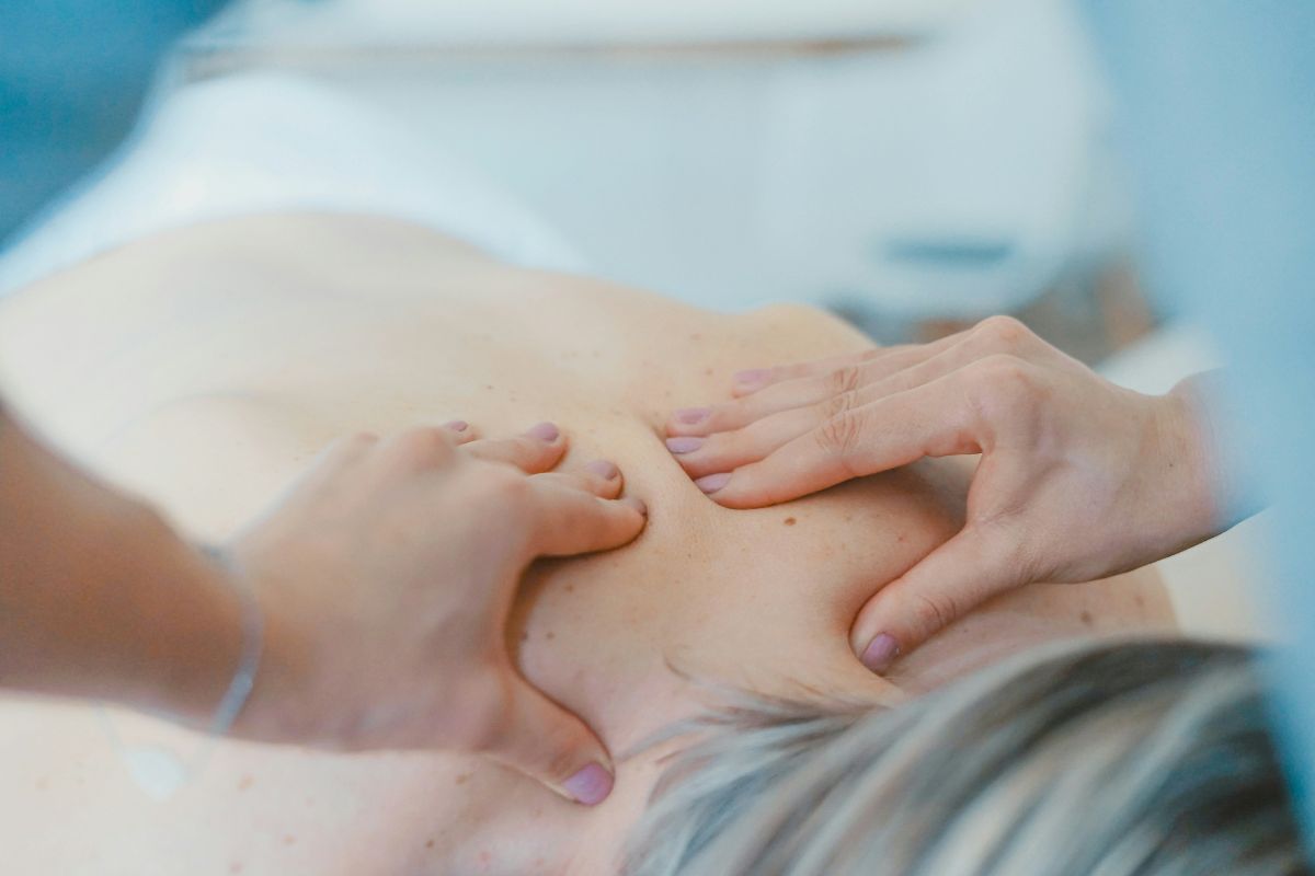 Cost Guide: How Much Does Medicare Pay for Chiropractic Adjustment?