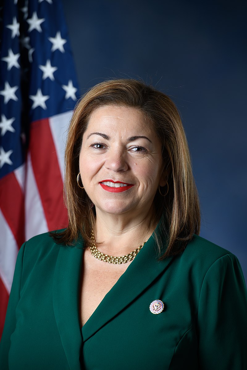  senator Linda T. Sánchez