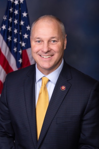  senator Pete Stauber