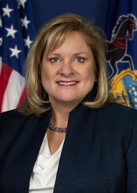  senator Tracy Pennycuick