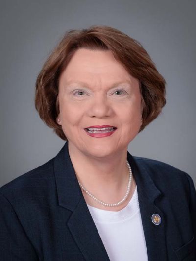  senator Carol Dalby
