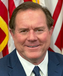  senator Tom Hutchinson