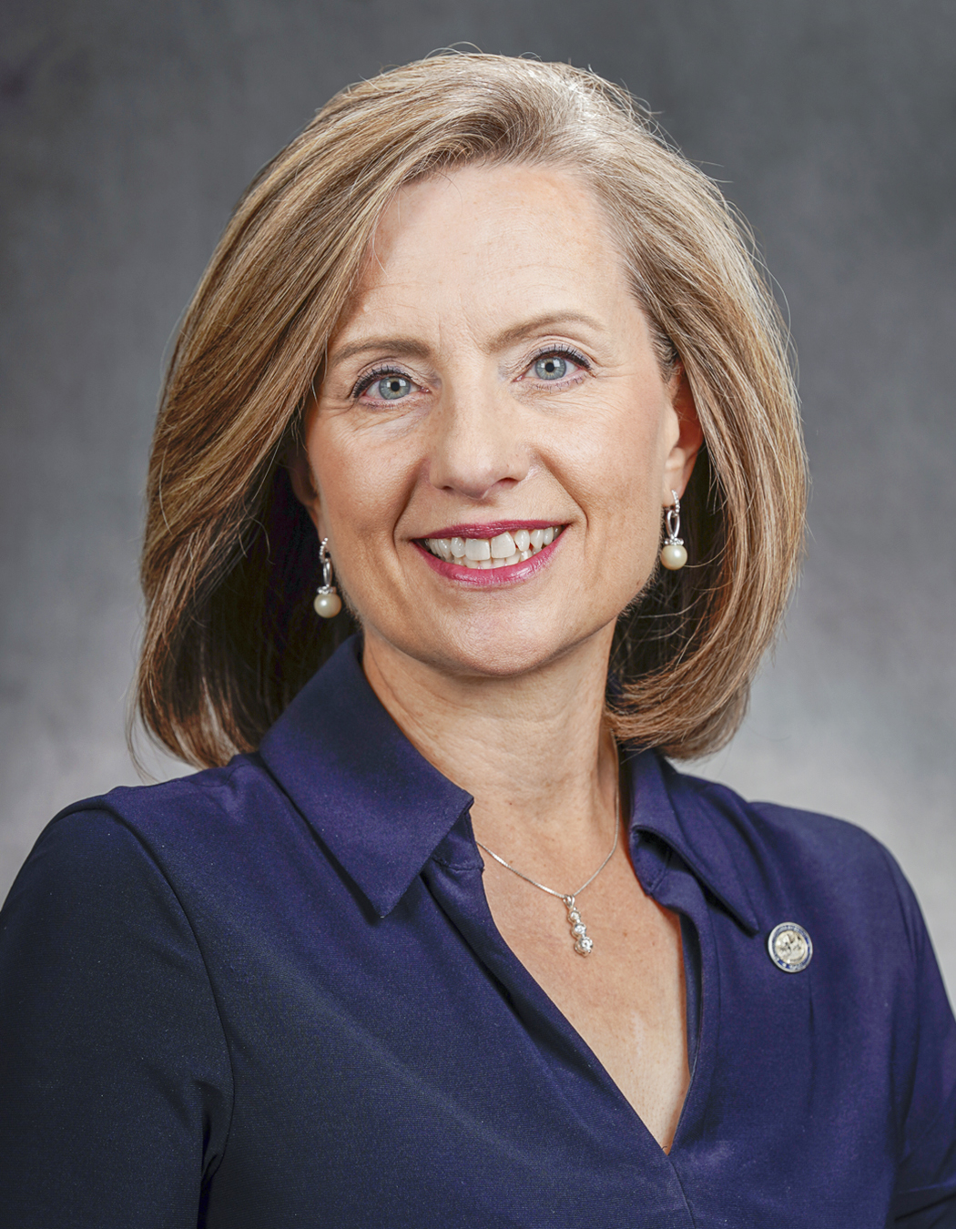  senator Kristin Robbins