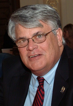  Senator James Holzapfel