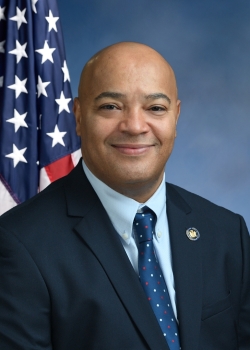  senator Eddie Gibbs