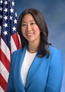  senator Grace Lee