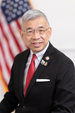  senator Lester Chang
