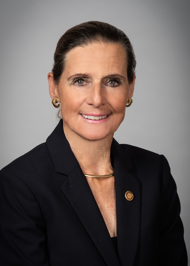  Representative Jean Schmidt