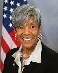  senator Carol Hill-Evans