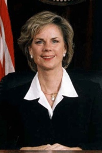  Senator Sara Kyle