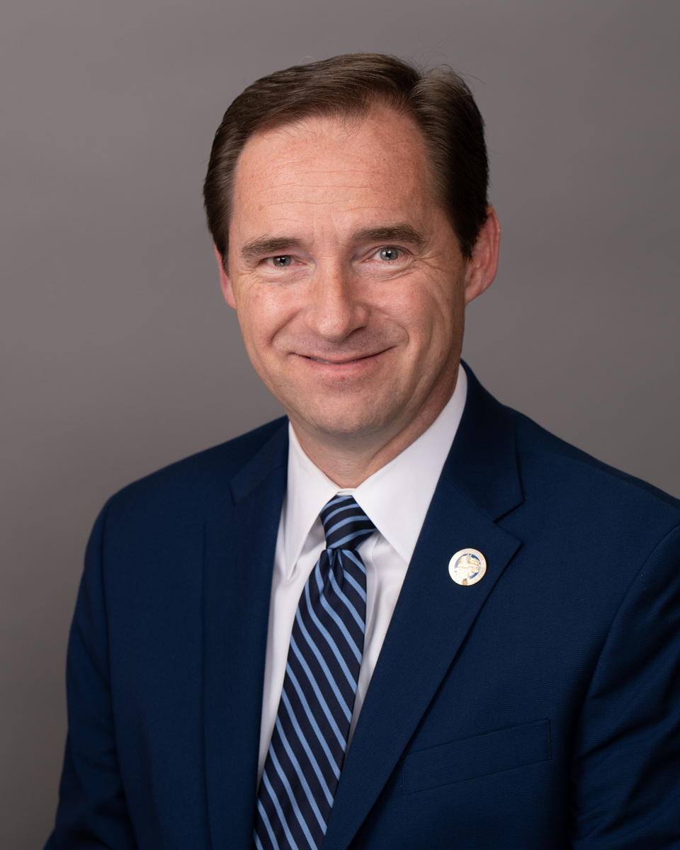  senator Steve Eliason
